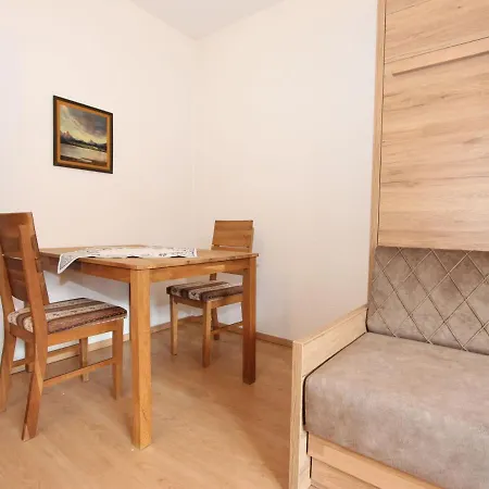 Roemerhof-3 By Interhome Lägenhet