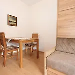 Roemerhof-3 By Interhome דירה